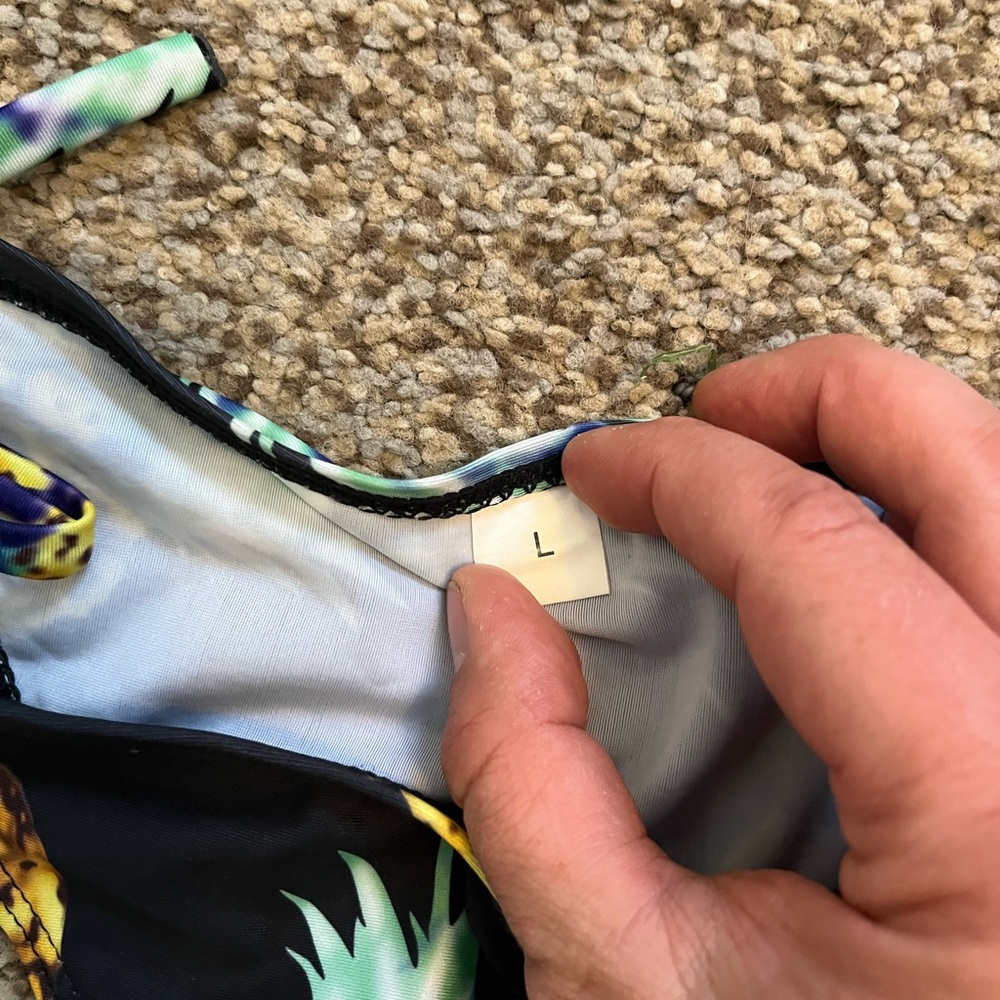 Pineapple Bikini - image 3